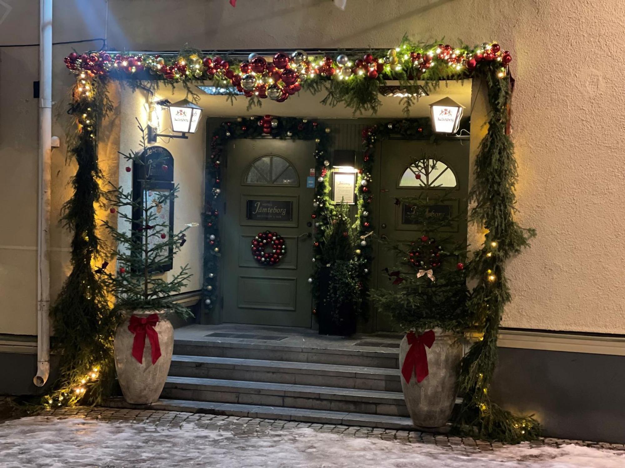 Hotel Jaemteborg Östersund Екстериор снимка